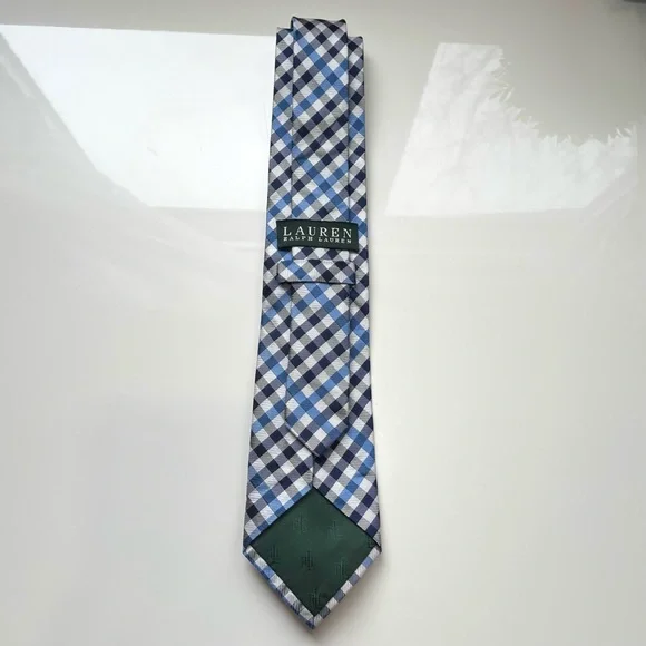 Ralph Lauren Men’s 100% Silk Navy and Light Blue Checkered Tie - Picture 3 of 7